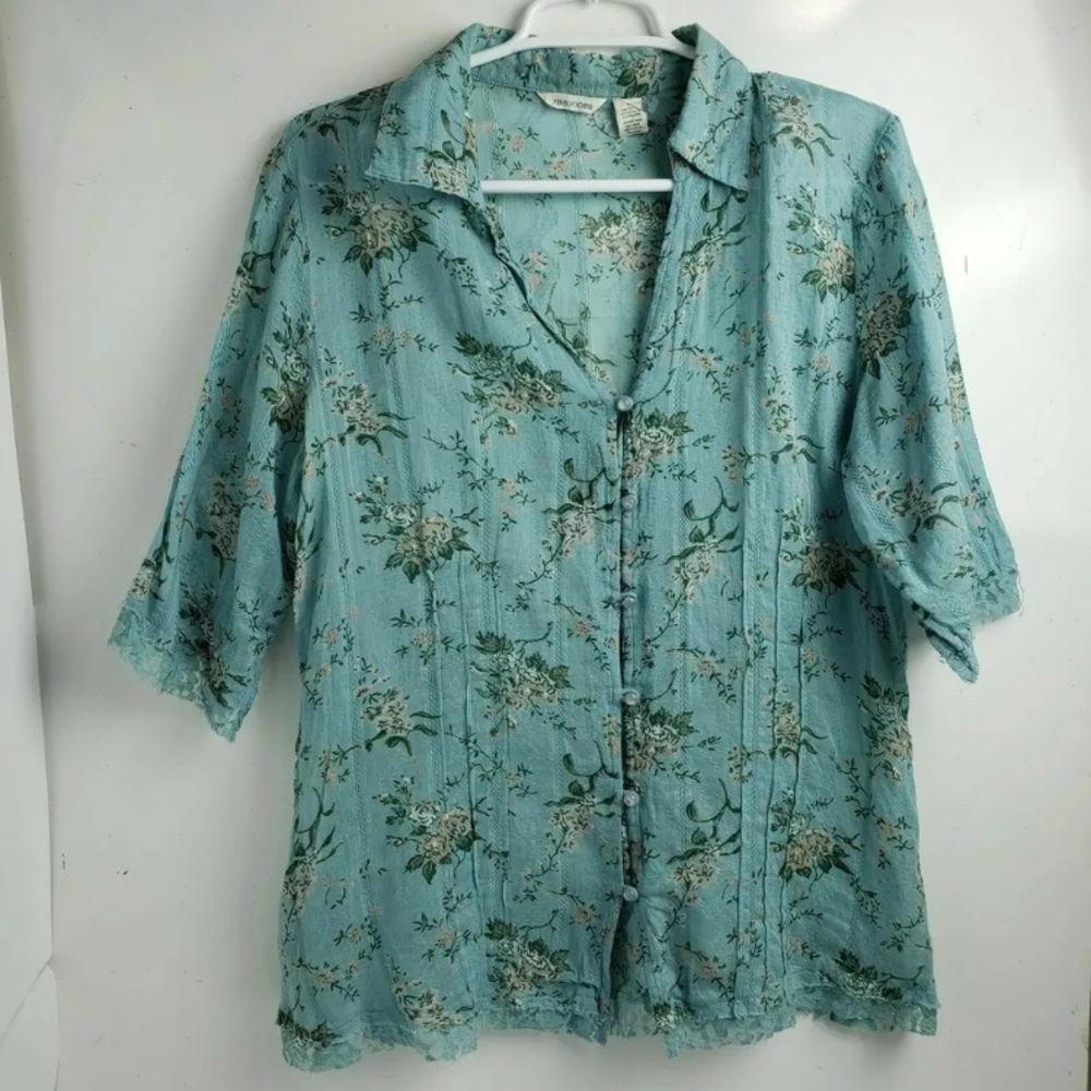 Maurices XL Sheer Green Floral mid-Sleeve Top